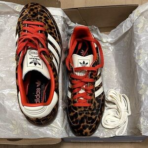 Adidas Gender Inclusive Samba OG Sneaker - 9.5 Women’s / 8.5 Men’s